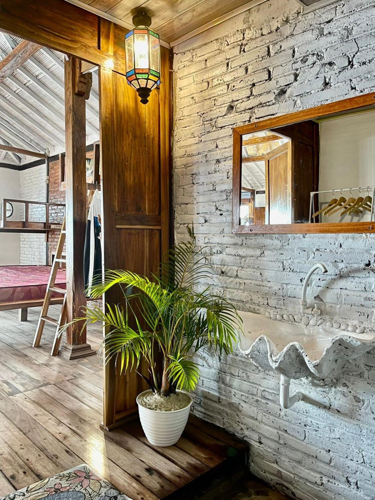 קרימונג'אווה Omah Alchy Cottages חדר תמונה